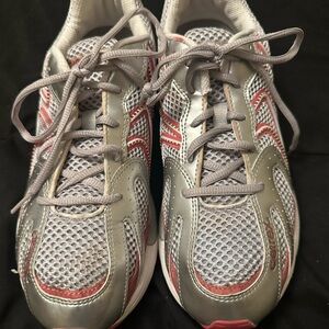 Aetrex Grey and Red Athletic Sneakers